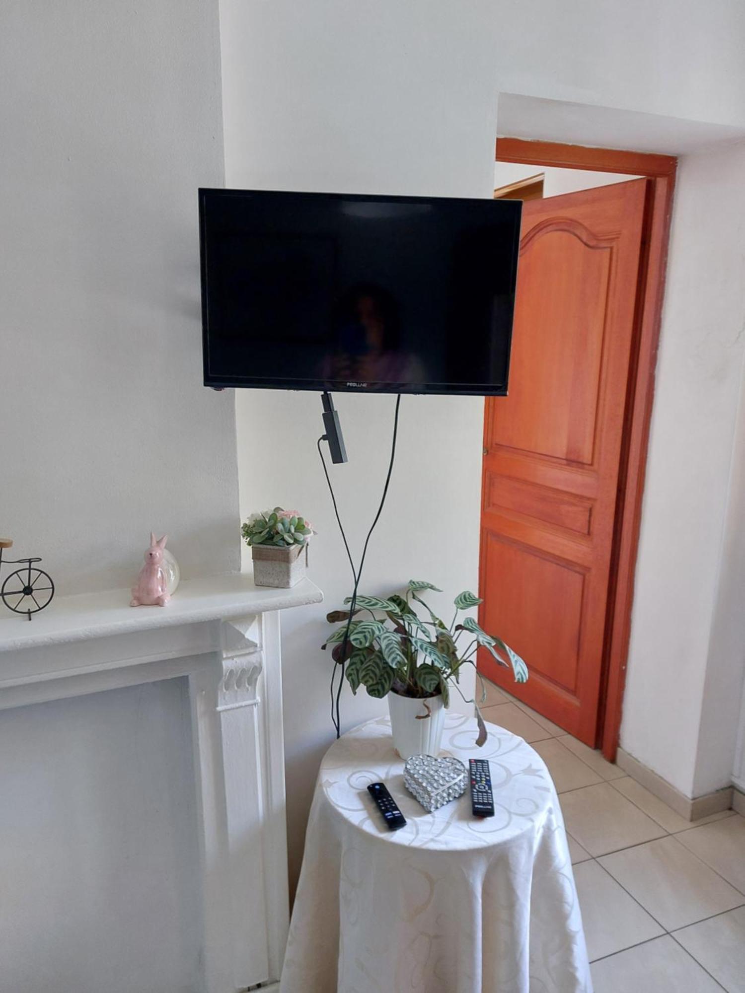 Le Patio De Mimi Villa Oisy-le-Verger Eksteriør billede